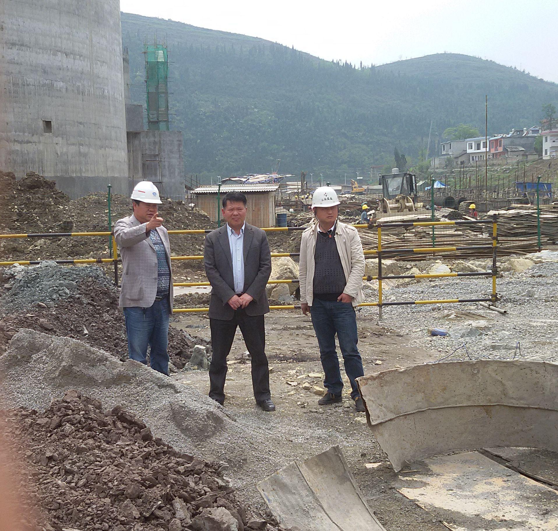 亚洲国产精品自产在线播放