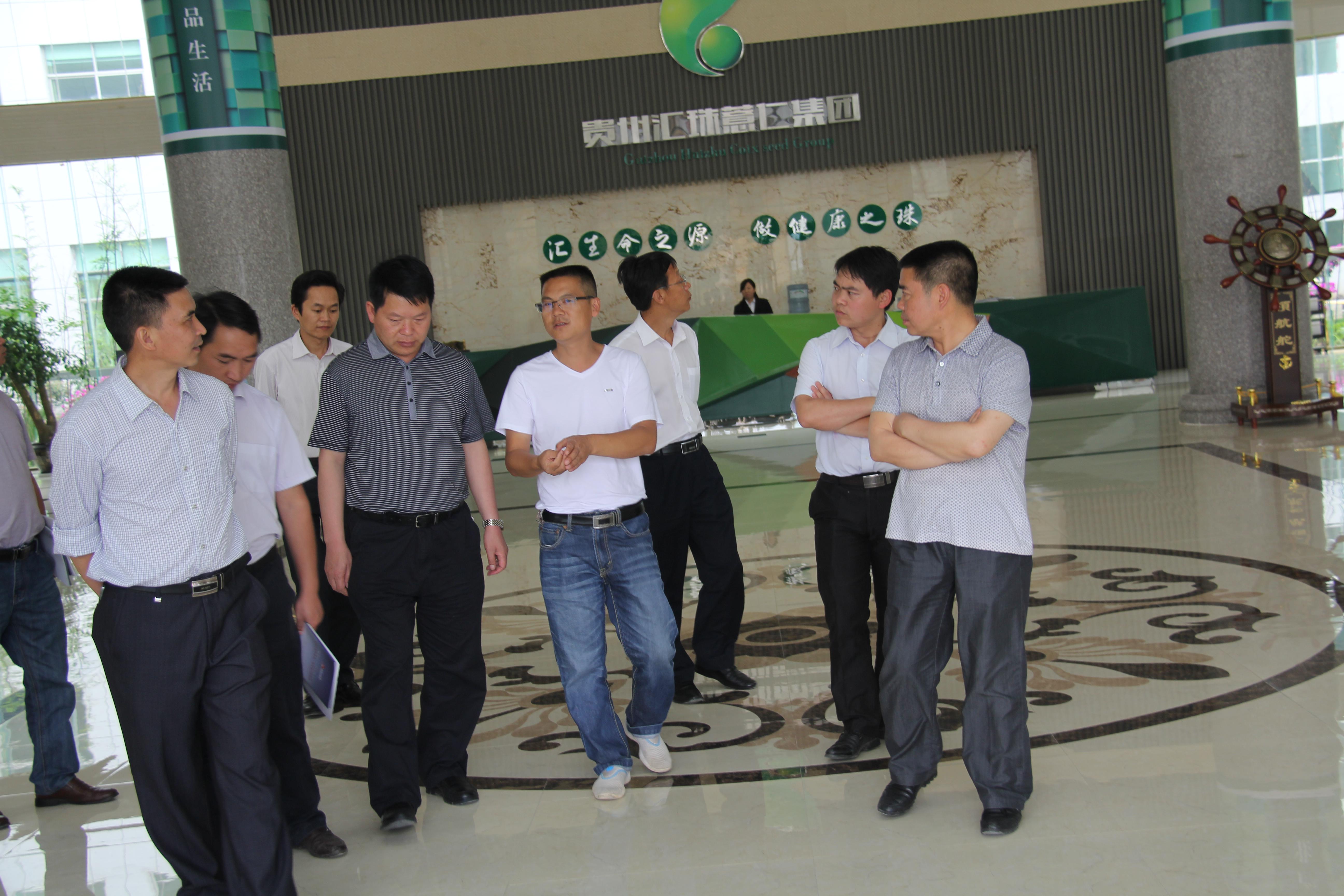 亚洲国产精品自产在线播放