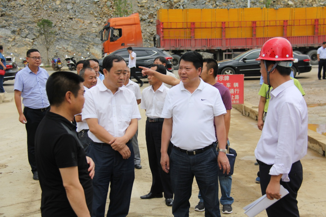 亚洲国产精品自产在线播放