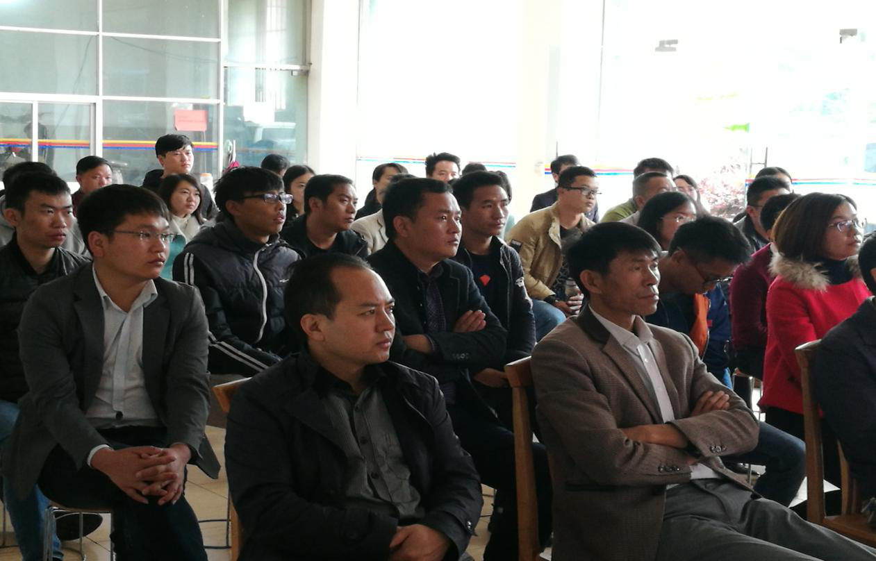 亚洲国产精品自产在线播放