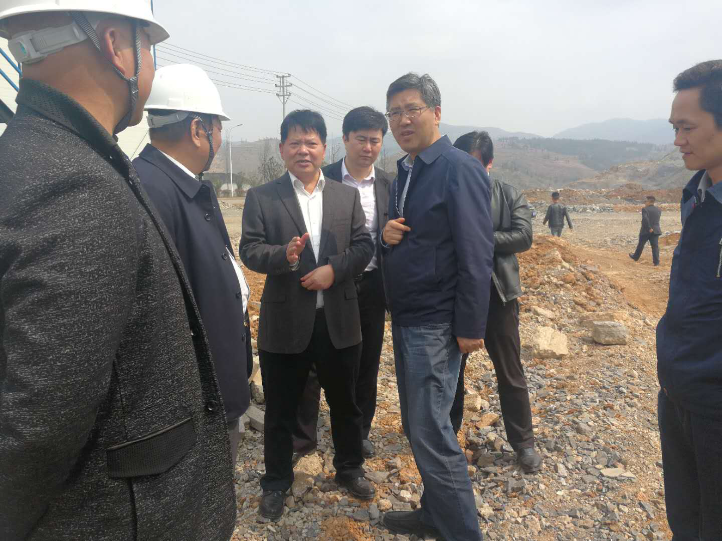 亚洲国产精品自产在线播放