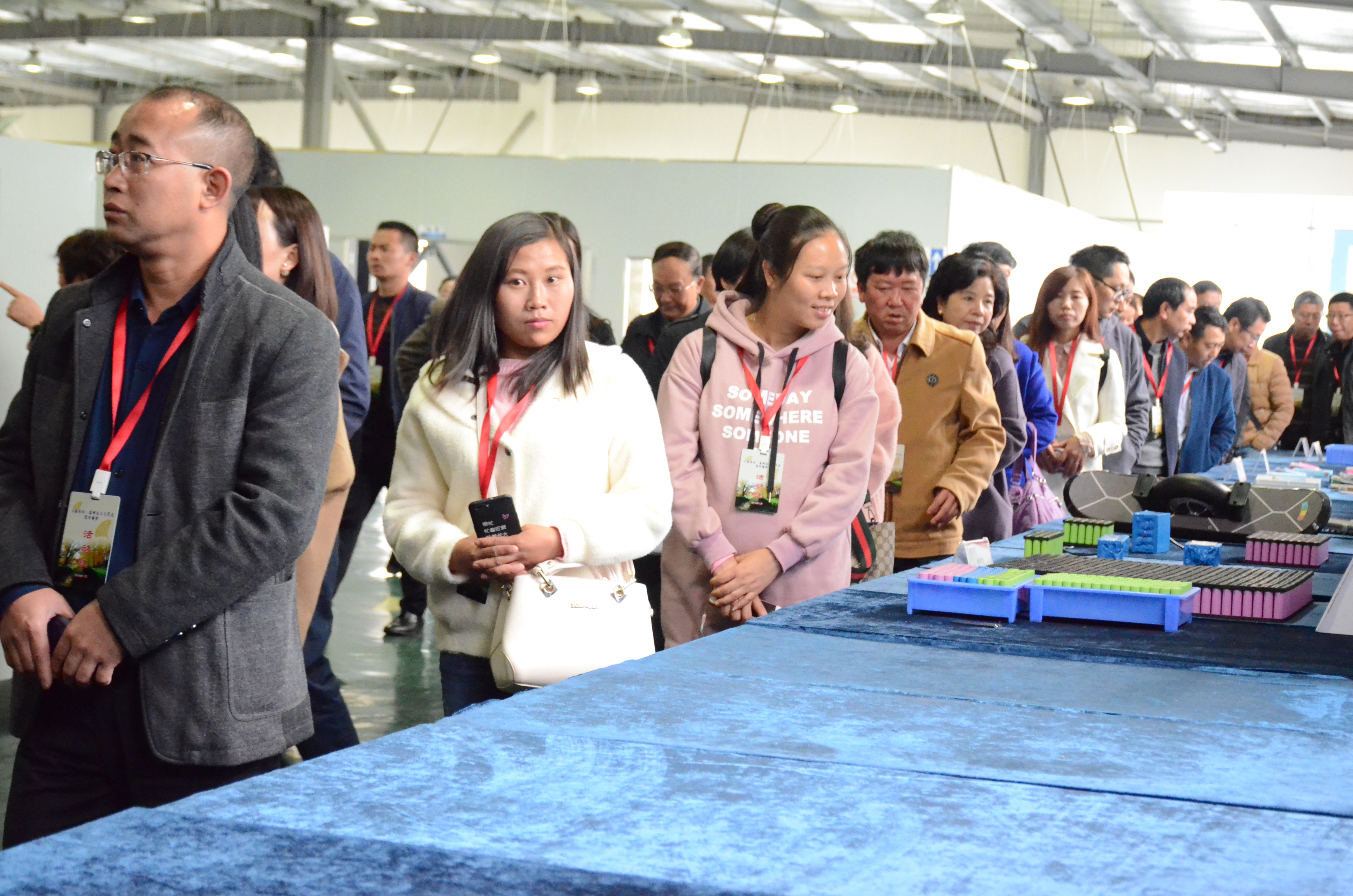 亚洲国产精品自产在线播放