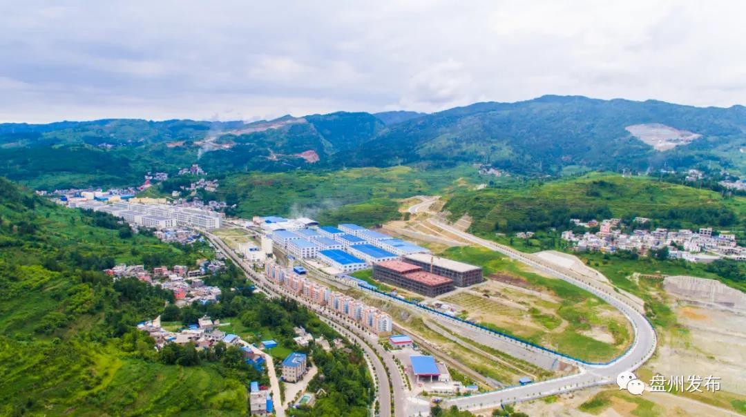 亚洲国产精品自产在线播放