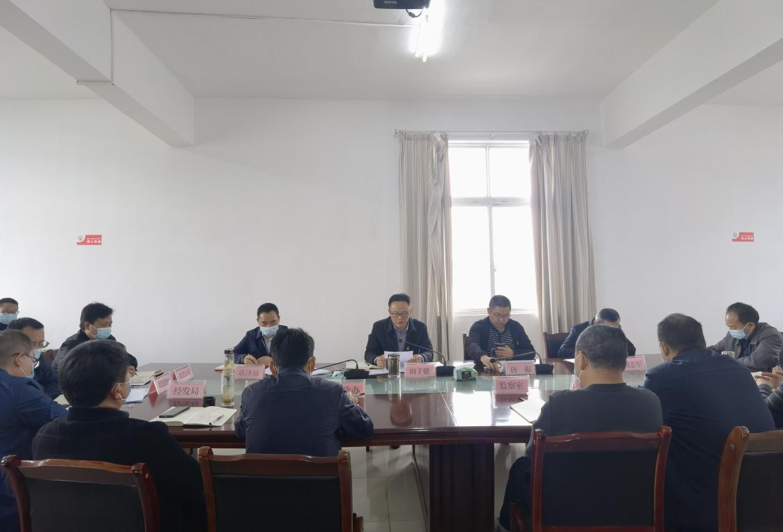 亚洲国产精品自产在线播放