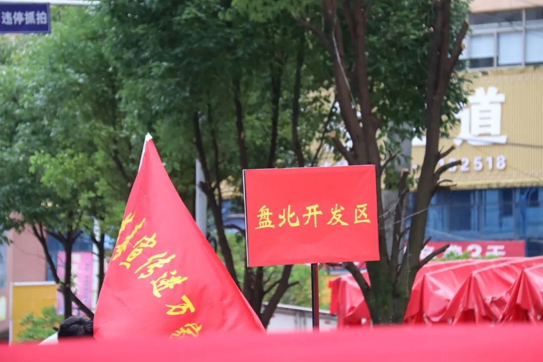 亚洲国产精品自产在线播放