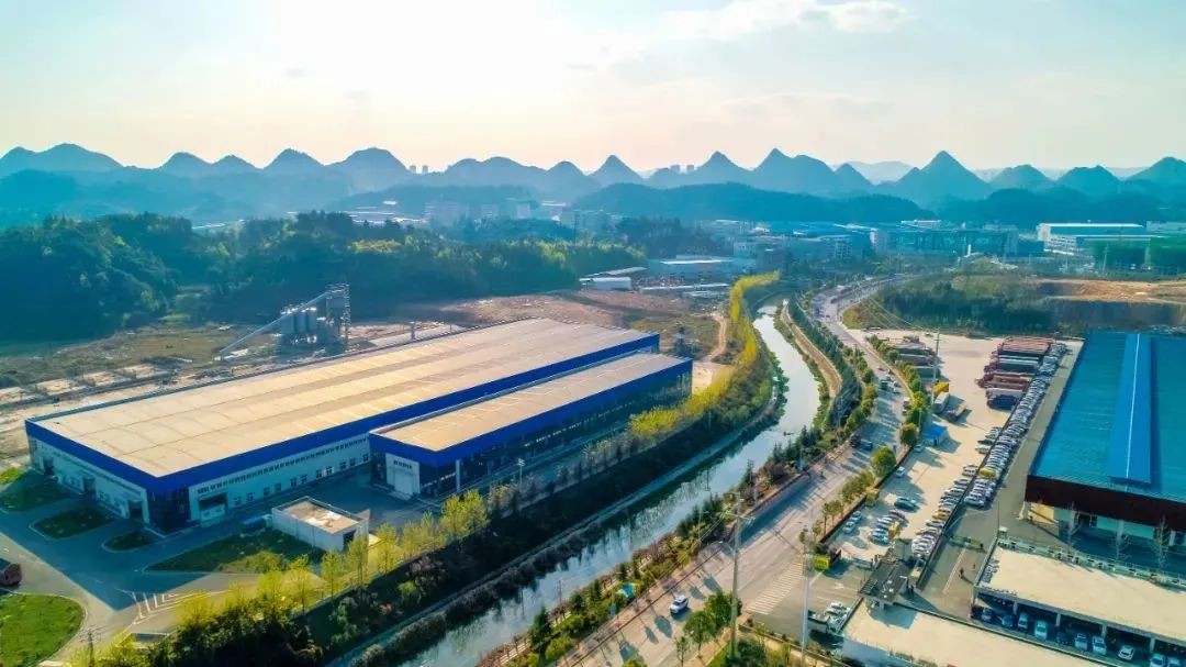 亚洲国产精品自产在线播放