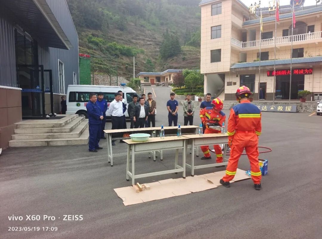 亚洲国产精品自产在线播放