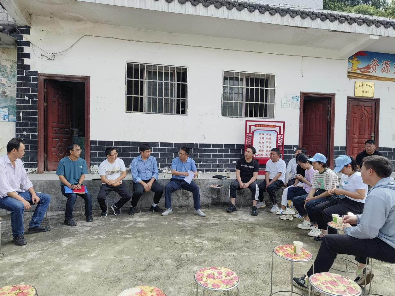 亚洲国产精品自产在线播放