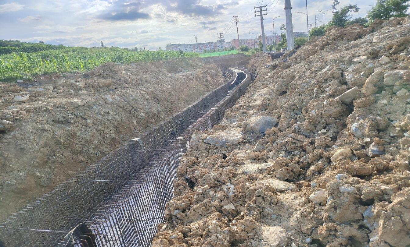 亚洲国产精品自产在线播放