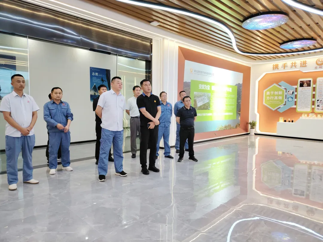 亚洲国产精品自产在线播放