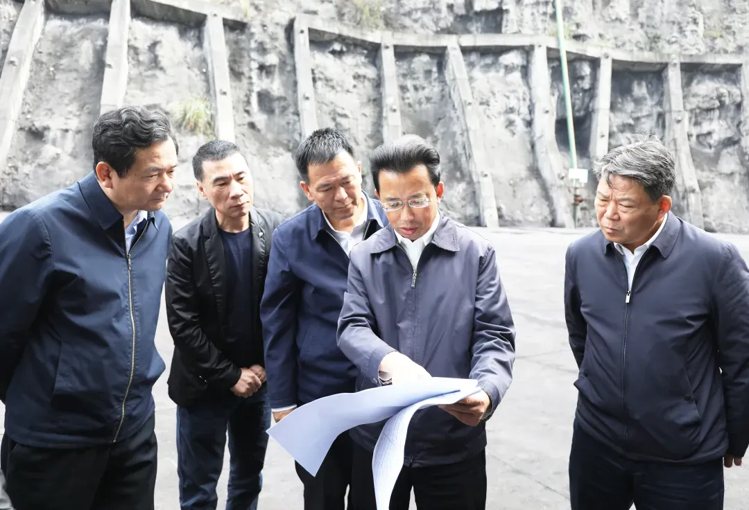 亚洲国产精品自产在线播放