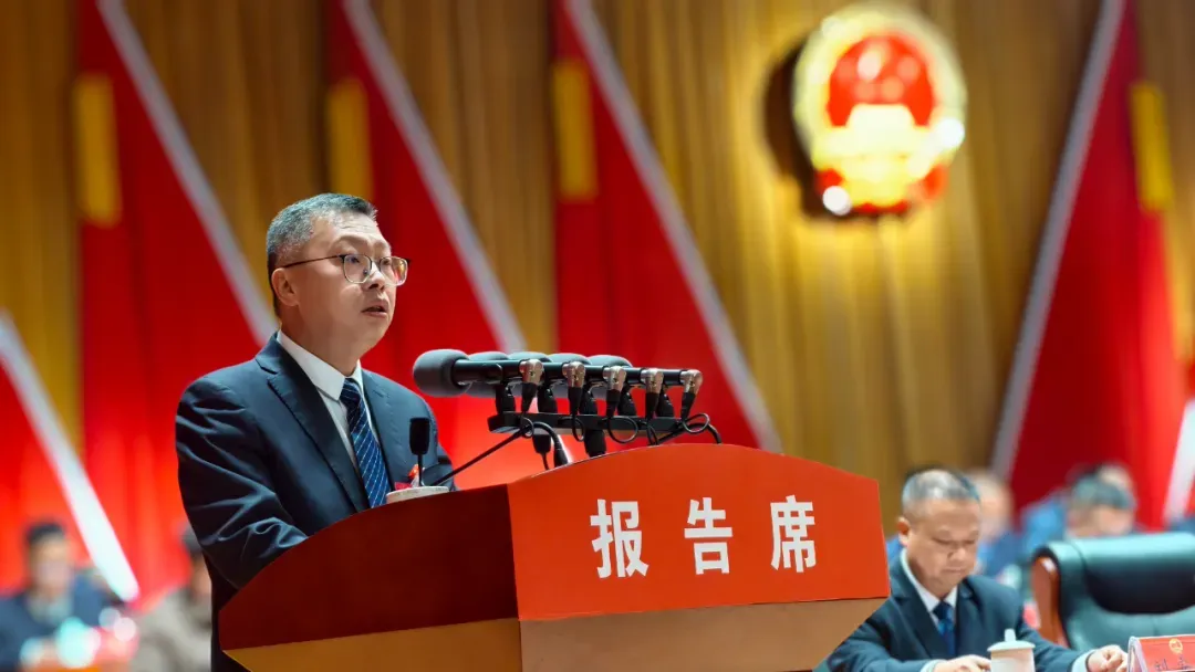 亚洲国产精品自产在线播放