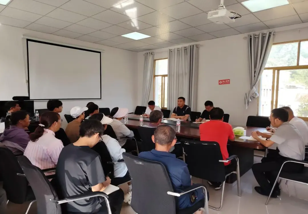 亚洲国产精品自产在线播放