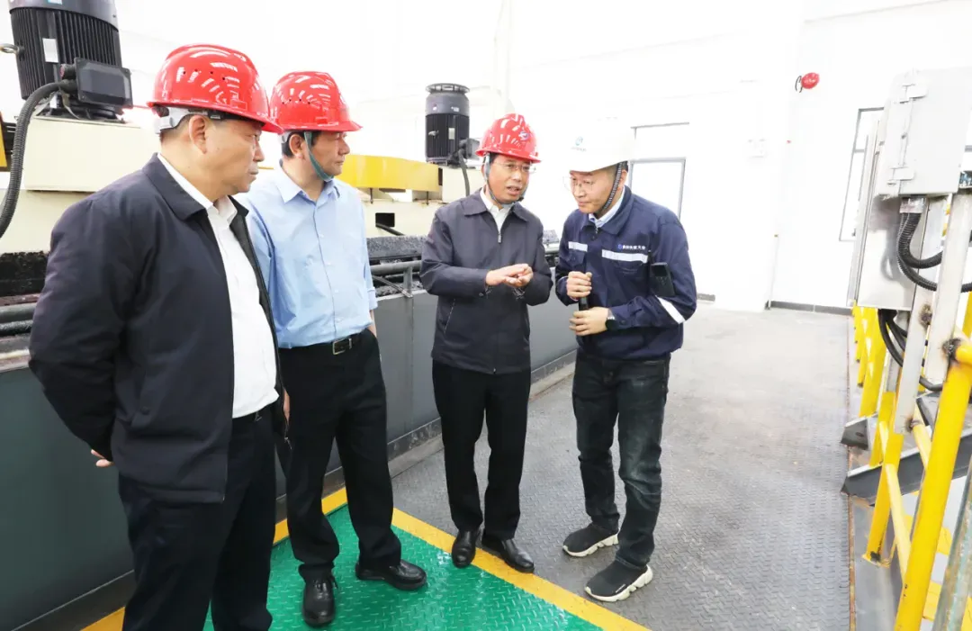 亚洲国产精品自产在线播放