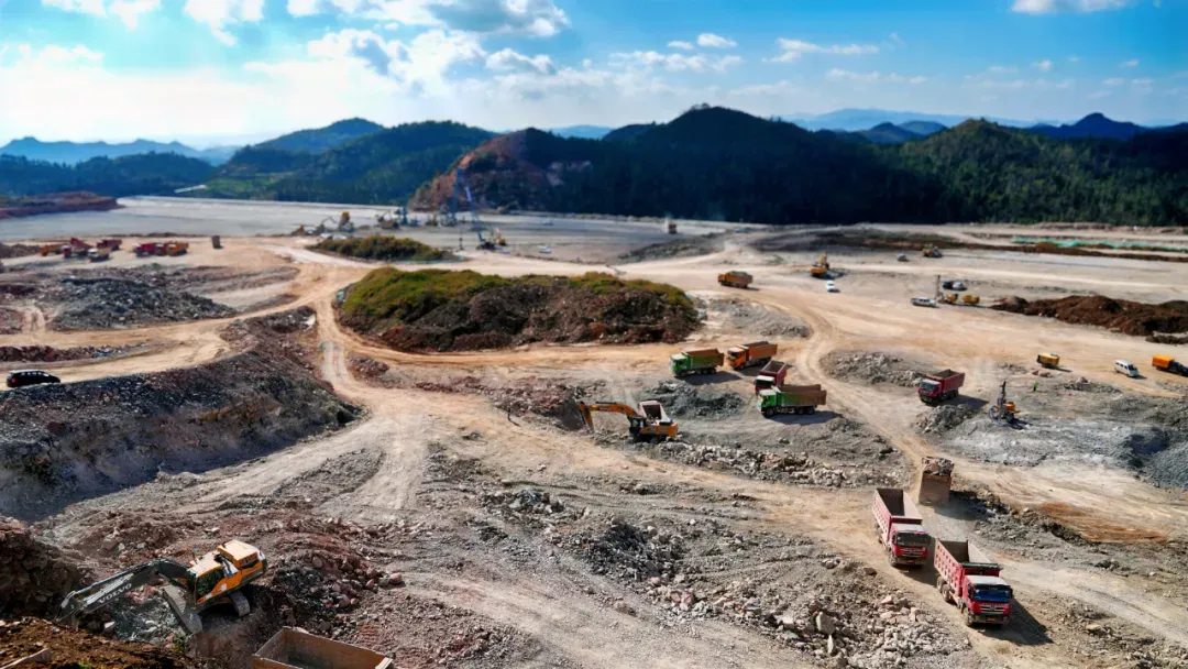 亚洲国产精品自产在线播放