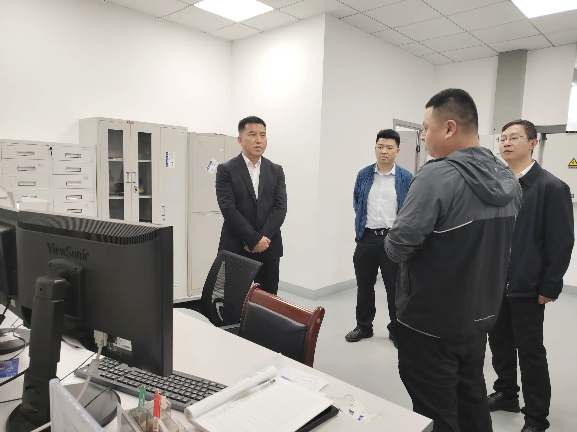 亚洲国产精品自产在线播放