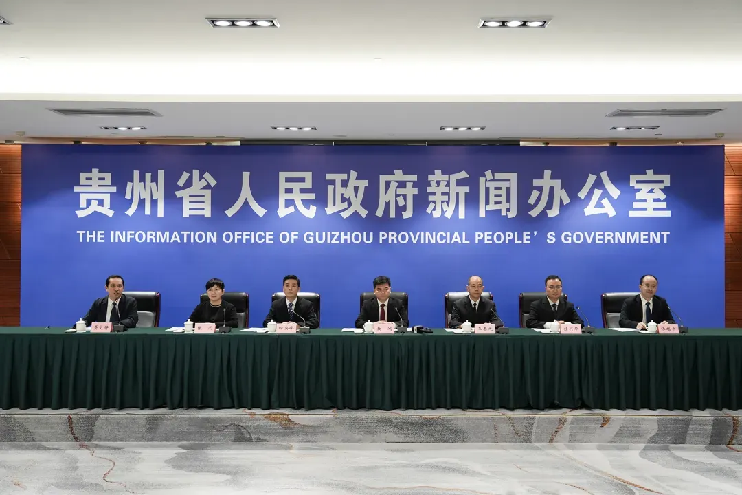 亚洲国产精品自产在线播放